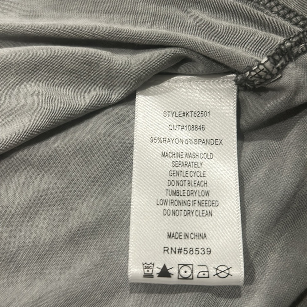 NWT KUT FROM THE KLOTH LATTICE TOP small Gray - Picture 7 of 7